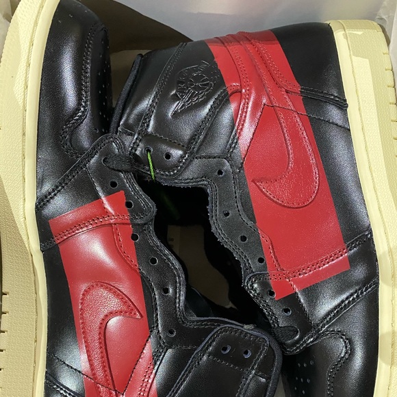 Air Jordan 1 OG Defiant Couture Size Us11 - Picture 2 of 8
